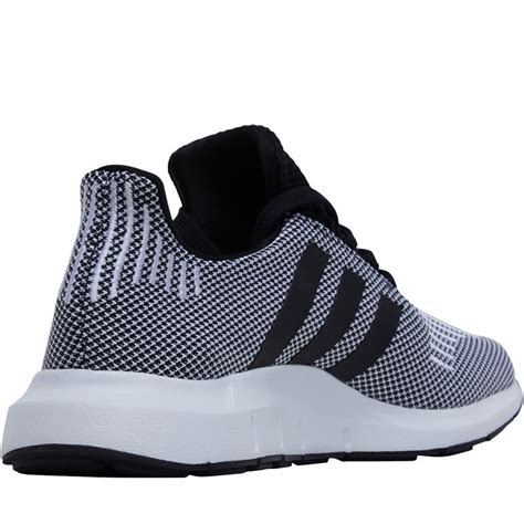 adidas sneakers swift run heren|Adidas originals swift run.